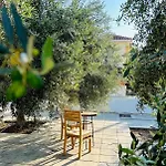 Olive Grove Complex ラルナカ